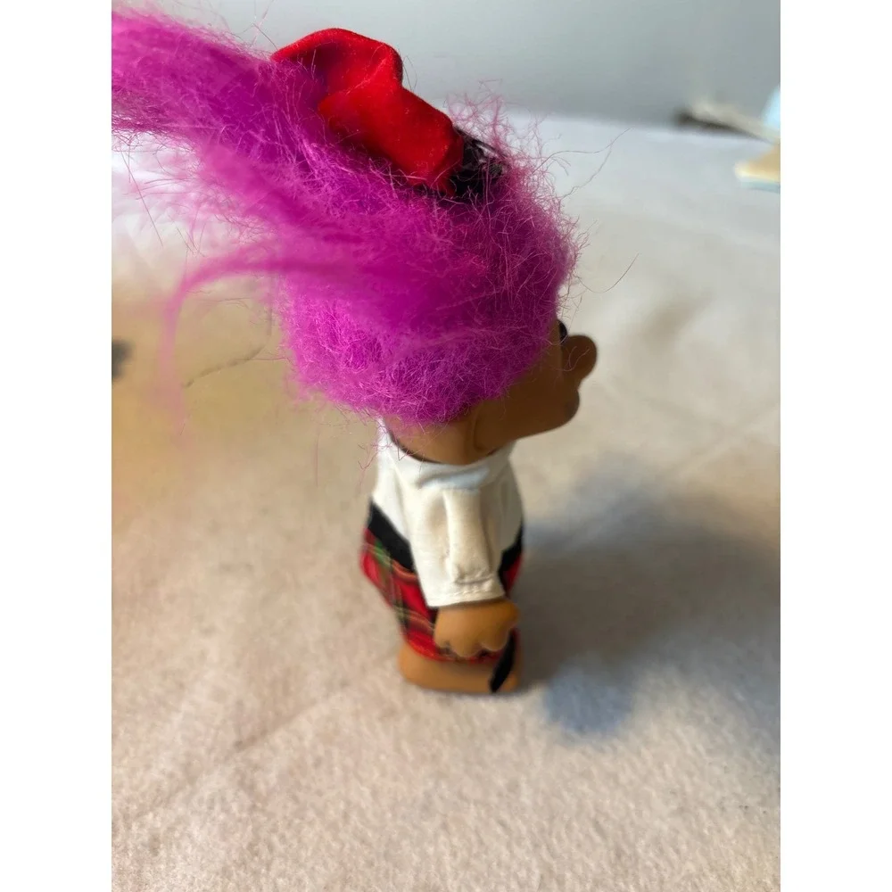 Vintage 1991 TNT Troll Doll Purple Hair Scottish Kilt‎ Red Hat